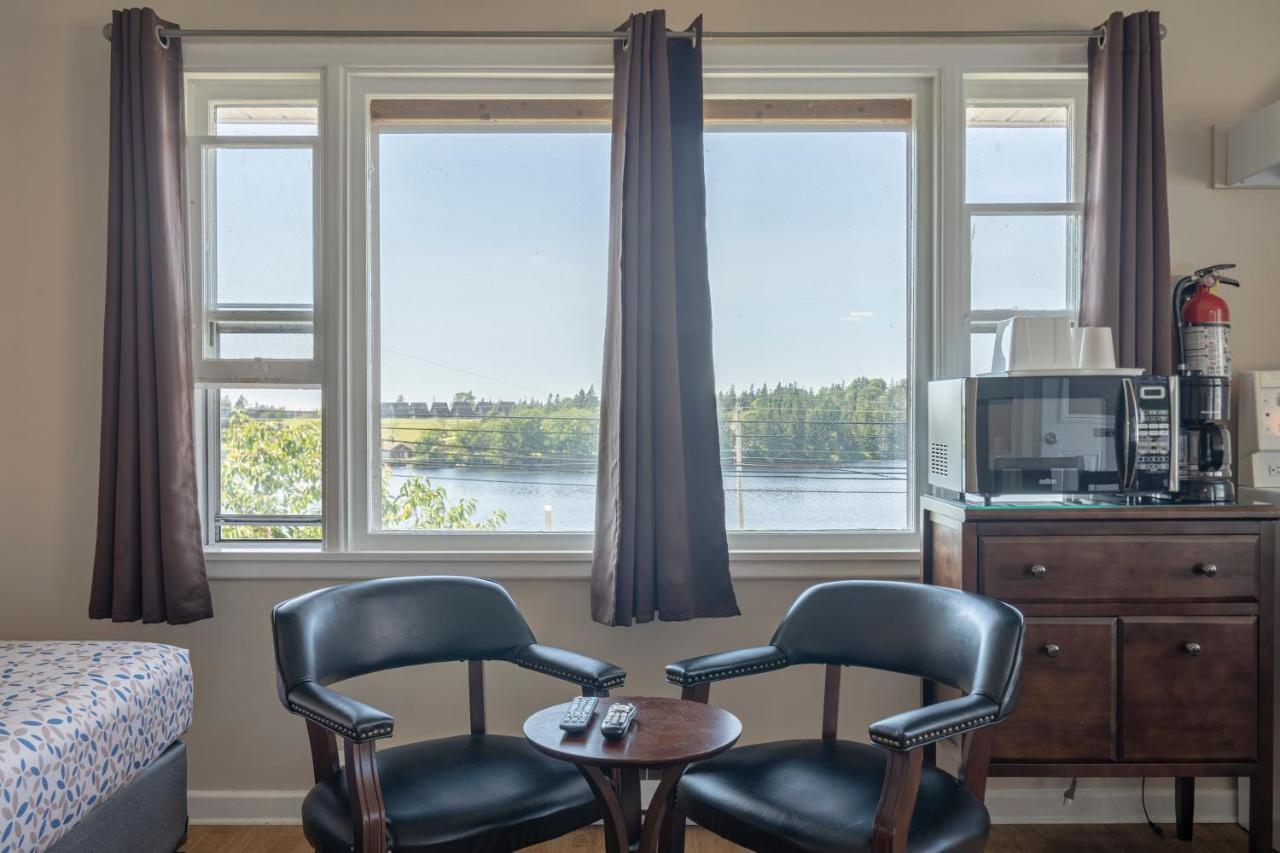 Novastar Motel On The Lake Yarmouth Exteriér fotografie