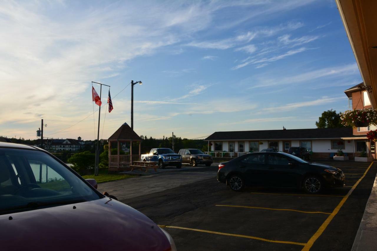 Novastar Motel On The Lake Yarmouth Exteriér fotografie